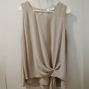 Zenana Outfitters Women's Beige Knot Front Blouse